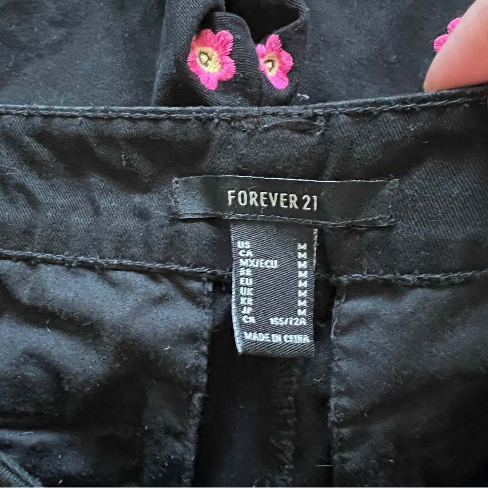 Forever 21 High Rise Happy Face Flower Embroidered Cotton Pants Preppy Sz M - Picture 2 of 7